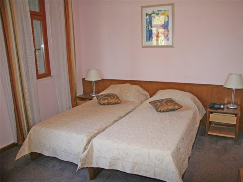 Hotel Zagreb Dubrovnik Kültér fotó