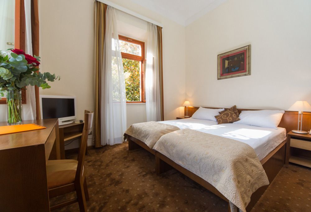 Hotel Zagreb Dubrovnik Kültér fotó
